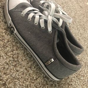 Guess sneakers 8